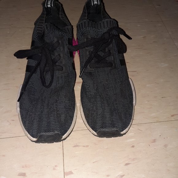 Grey and Pink Size 11 Adidas Special Edition Runni - Picture 3 of 4